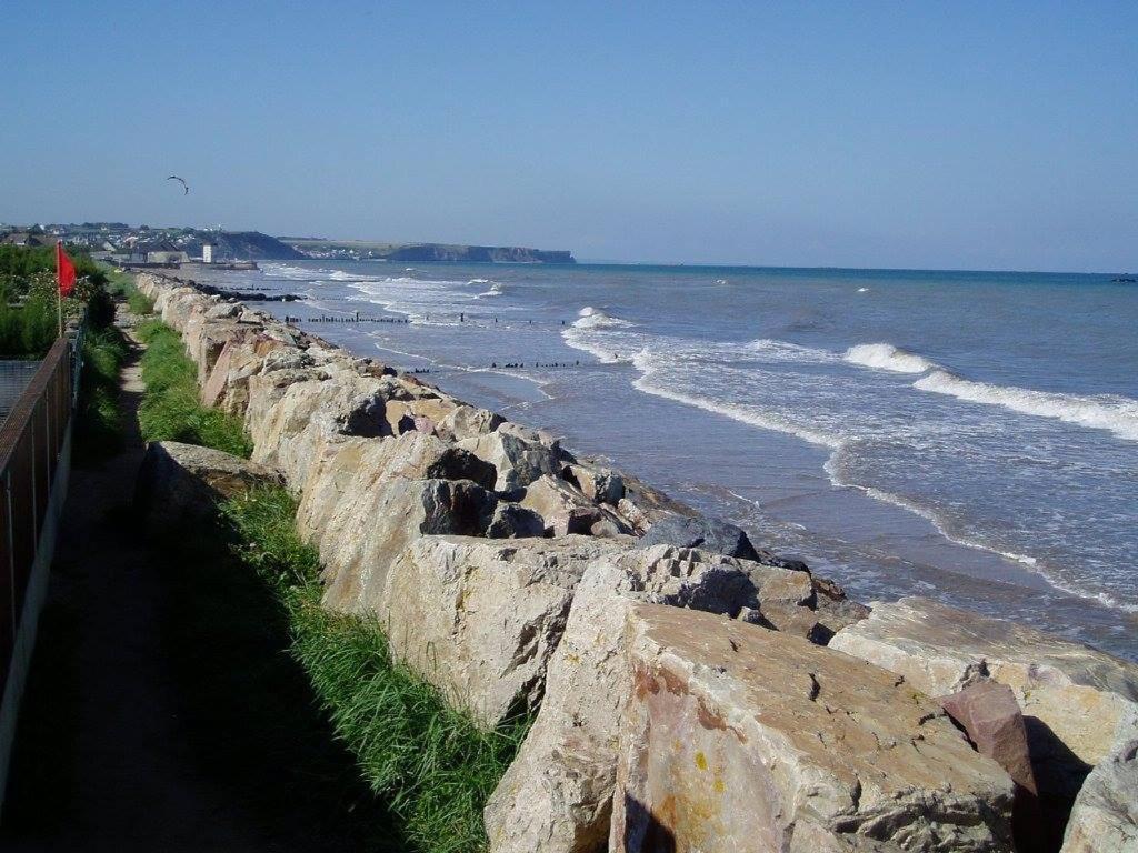 La Fromagerie Maison Lumineuse Et Spacieuse Beau Sejour 5 Ch Grand Jardin Clos 5Mn A Pied Commerces 10 Mn Plage Omaha Beach Proche Plages Du Debarquement Trevieres Bagian luar foto